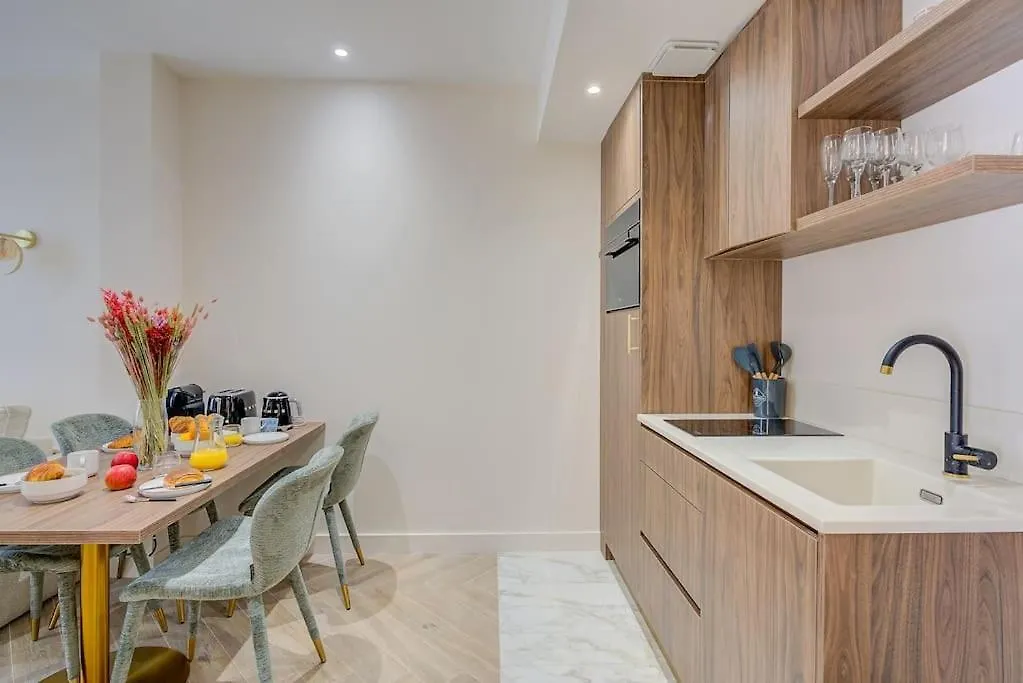 Peaceful Getaway Near Marais - With Ac Apartment Paris France